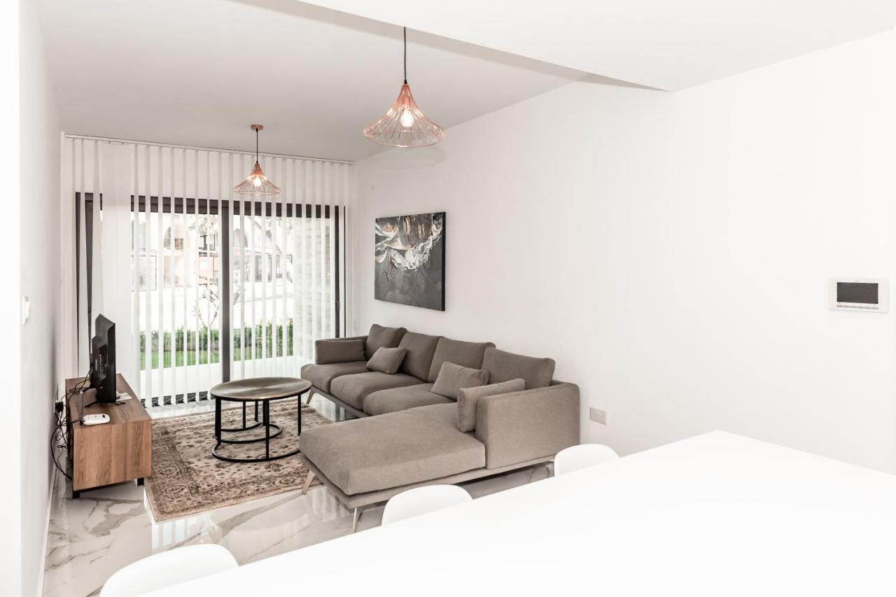 Silver House Boutique Apartamento Pafos Exterior foto