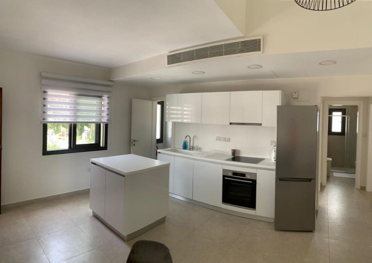 Silver House Boutique Apartamento Pafos Exterior foto